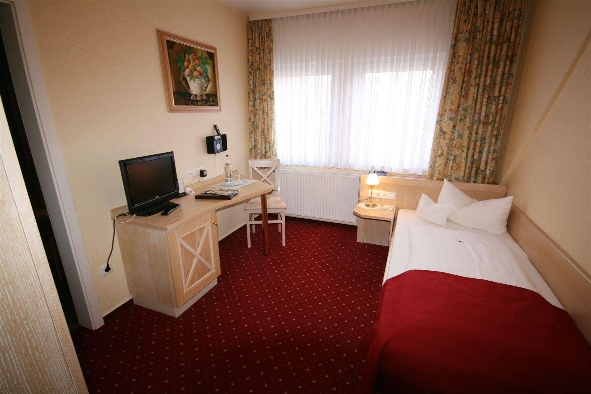 Hotel Acht Linden Эгесторф Экстерьер фото