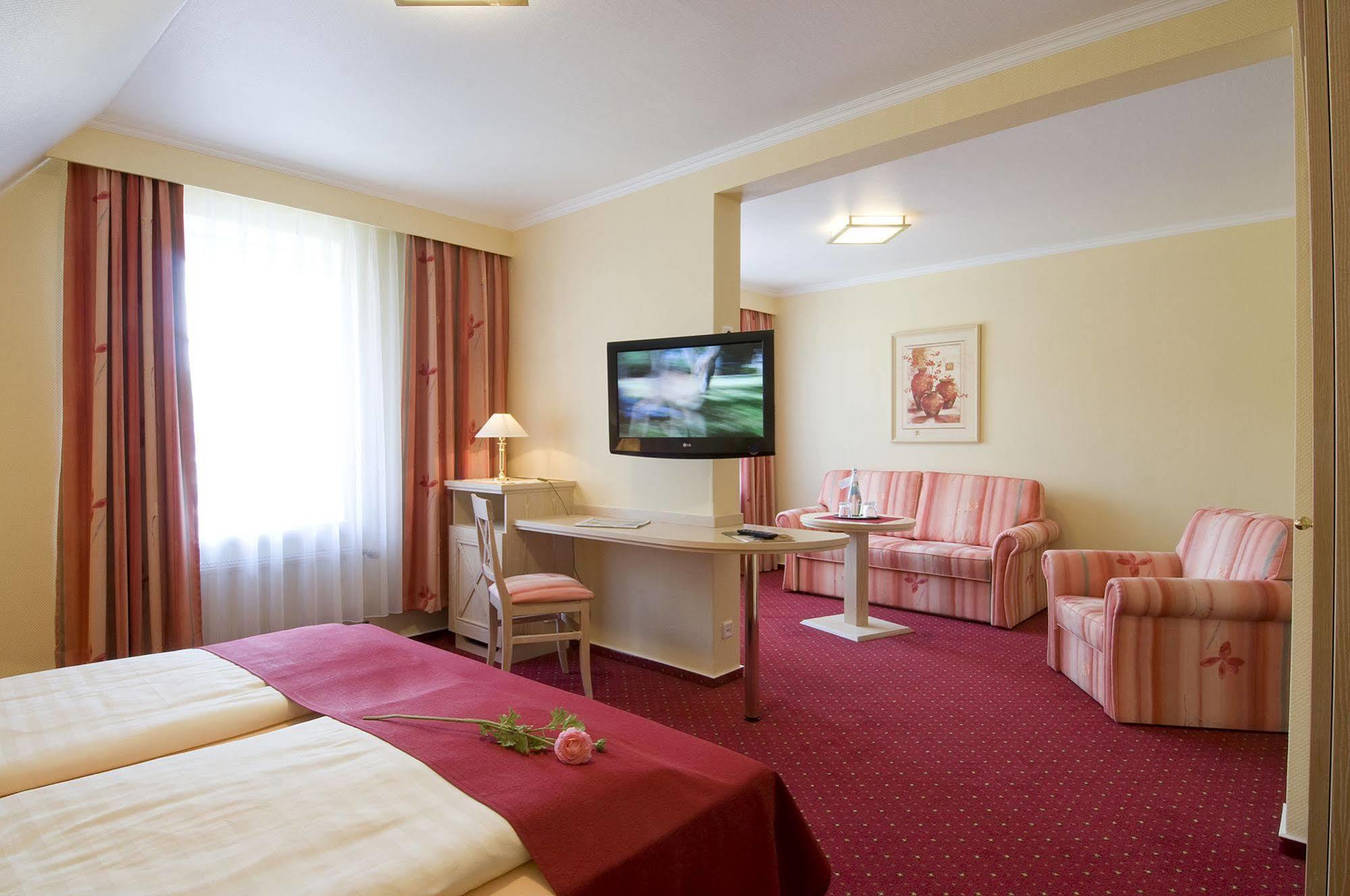 Hotel Acht Linden Эгесторф Экстерьер фото
