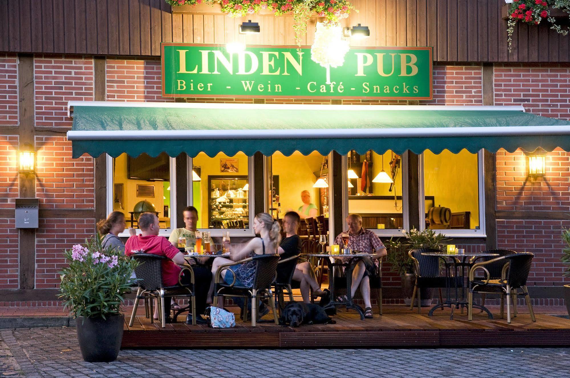 Hotel Acht Linden Эгесторф Экстерьер фото